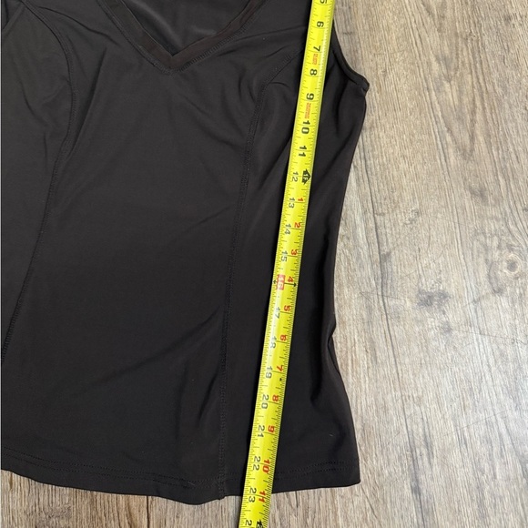Cabi • Brown Stretchy V Neck Tank - Picture 4 of 9